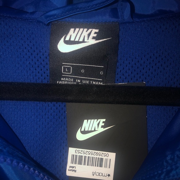 Men’s Nike windbreaker/wind runner - Picture 5 of 5